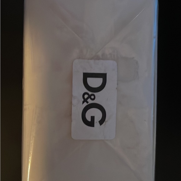 Dolce & Gabbana perfume - Picture 2 of 3